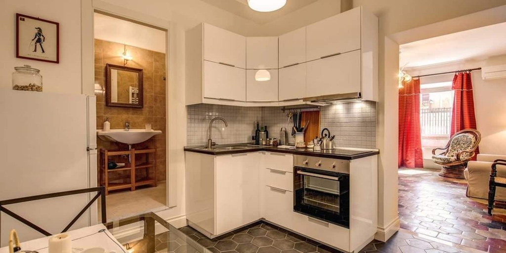Private kitchenette 5, Principe Amedeo 1, Rome