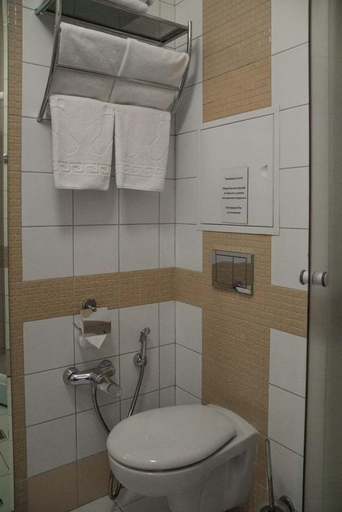 Bathroom 3, Hotel Pokrovskoe-Divnoe, Istrinskiy rayon