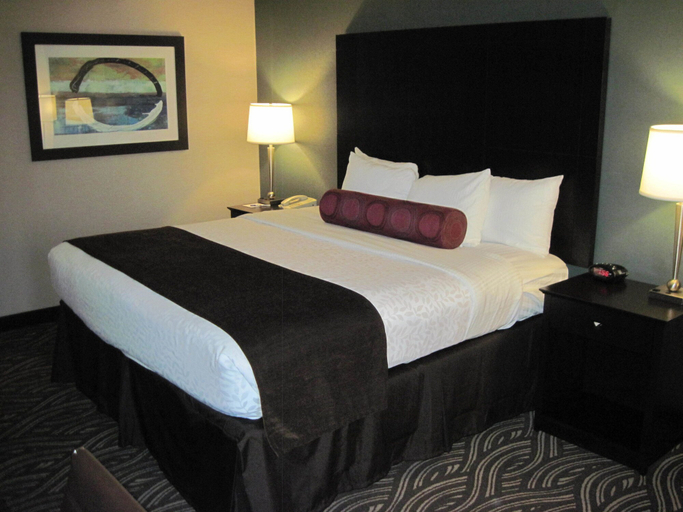 Bedroom 3, Kingston Regency Inn, Ulster