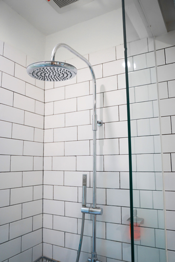 Bathroom 15