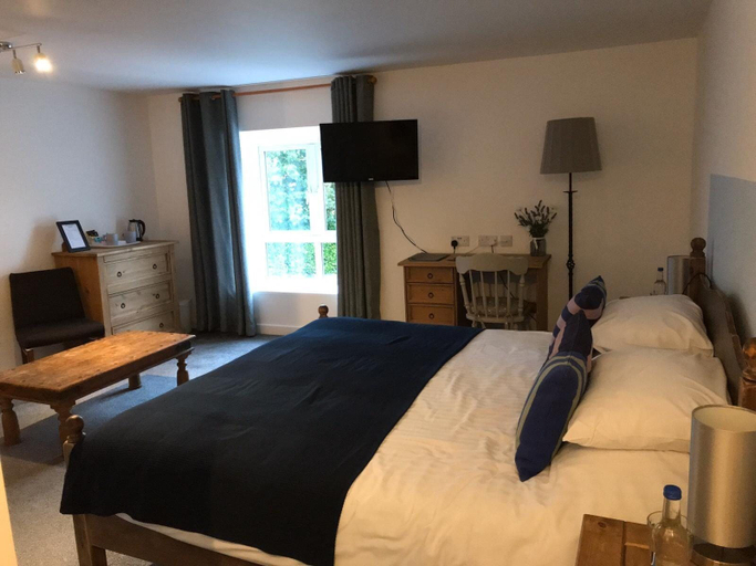 Bedroom 2, Parrett Hotel, Dorset