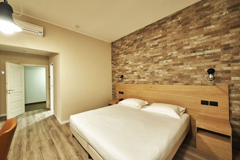 Bedroom 3, Hotel Miramonti, Vicenza