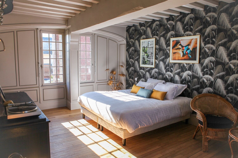 Bedroom 2, Le Manoir des Chevaux Dorés, Eure