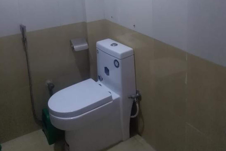 Bathroom, Malla Guest House, Bagmati