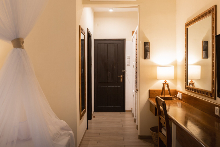 Bedroom 3, Severin Sea Lodge, Kisauni
