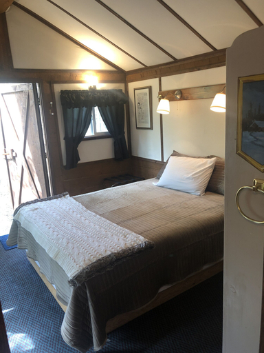 Bedroom 2, Wood River Lodge, Yukon-Koyukuk