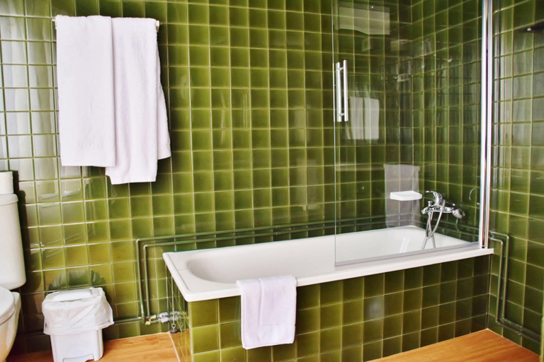 Bathroom 4, Hospedium Hotel La Marina, A Coruña