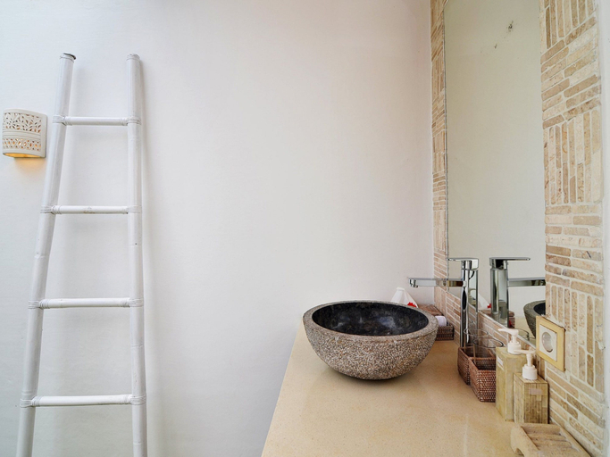 Bathroom 4, Villa Candi Kecil Tiga by Villa Finder, Gianyar