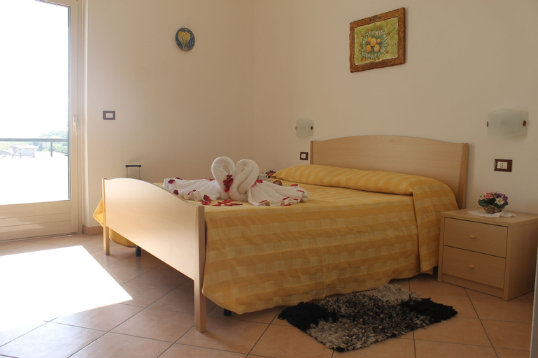 Bedroom 4, HOTEL L’ANCORA***, Vibo Valentia