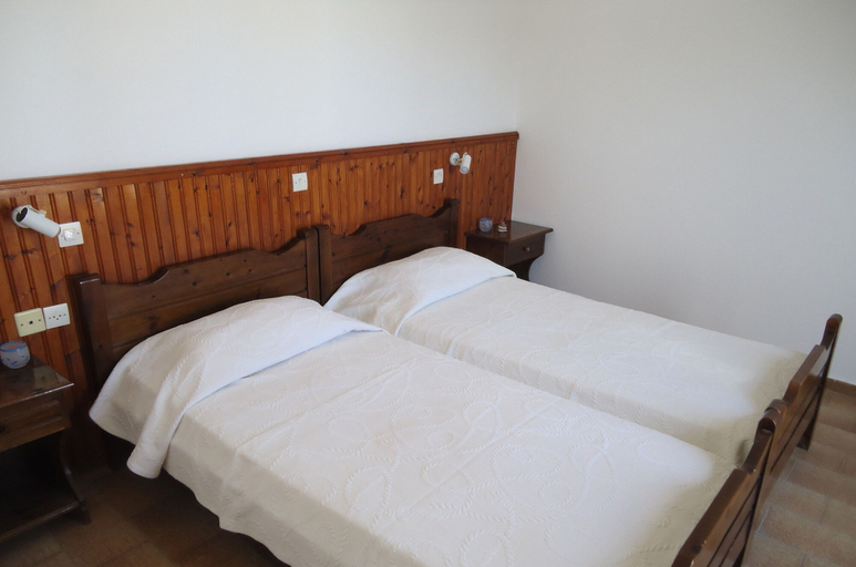 Bedroom 4, Ippokampos Hotel, South Aegean
