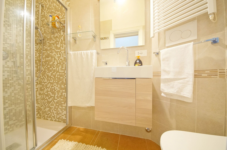 Others 4, DolceVita Apartments N. 439, Venezia