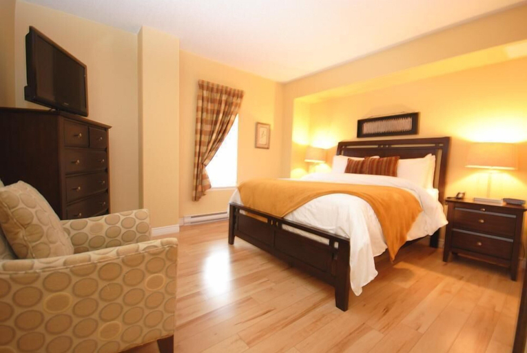 Bedroom 2, Premiere Suites Moncton, Westmorland