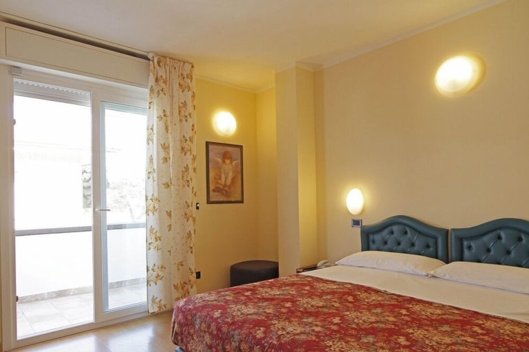 Bedroom 3, Hotel Milano, Forli' - Cesena