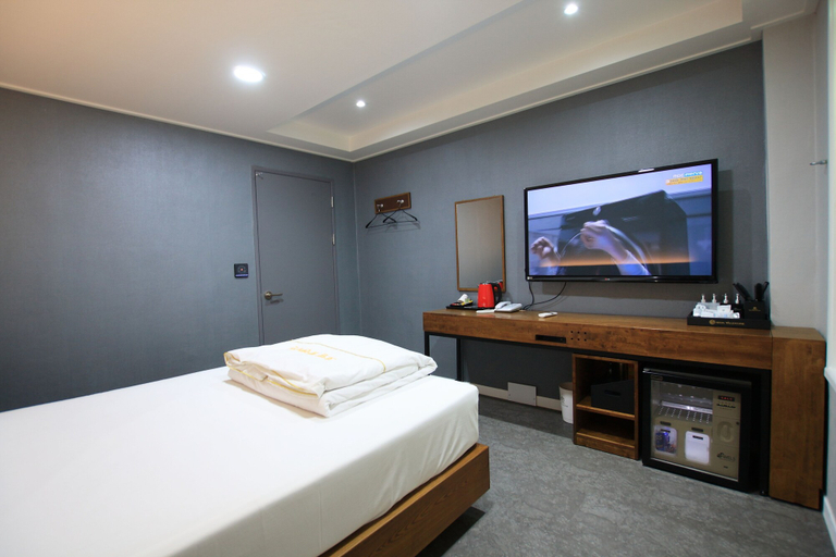 Bedroom 4, Hotel Valentine, Gyeongju
