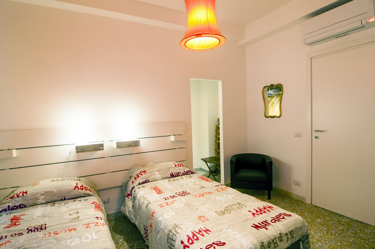 Bedroom 3, San Pietro Bright Apartment, Roma