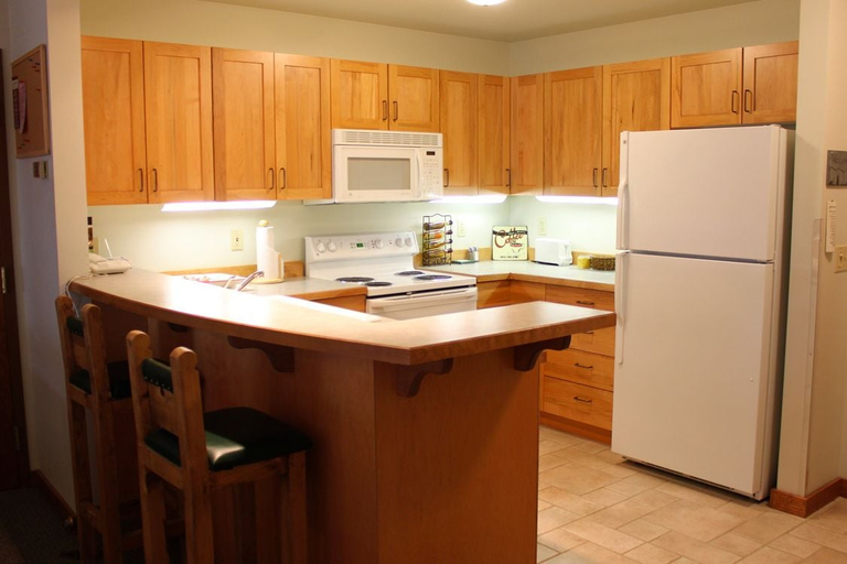 Others 5, Kintla Lodge, Flathead