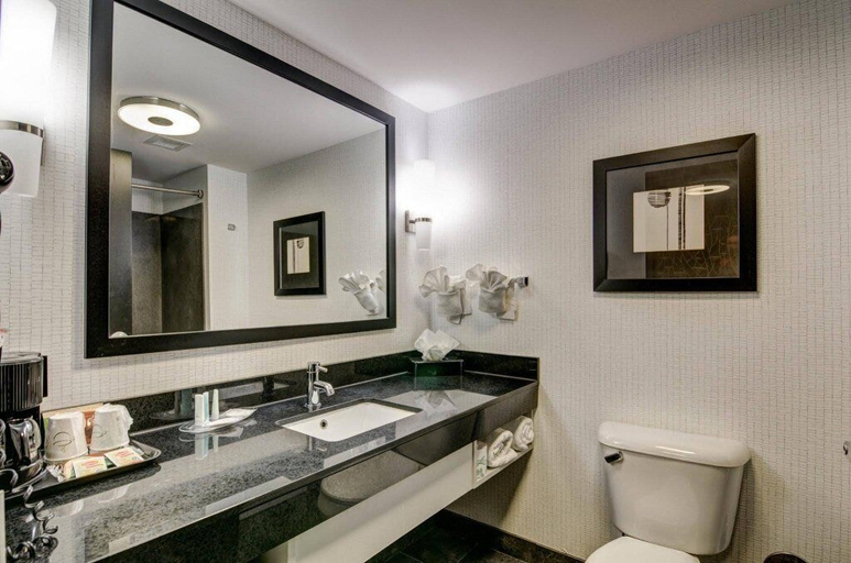 Bathroom 5, Comfort Suites Williamsburg Historic Area, York