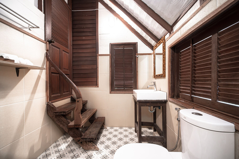Bathroom 5, Baan Thong Ching Resort, Khanom