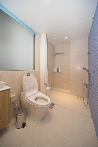 Bathroom 3, Onnason vacation rental L, Onna