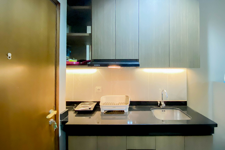 Others 4, Cozy and Minimalist Studio Room Ciputra International Apartment By Travelio, Jakarta Barat