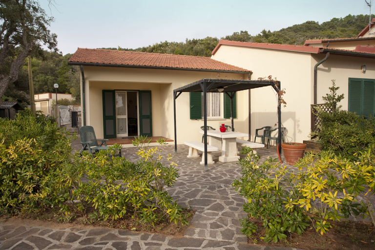 Terrace/patio 4, Villino Le Sughere, Livorno