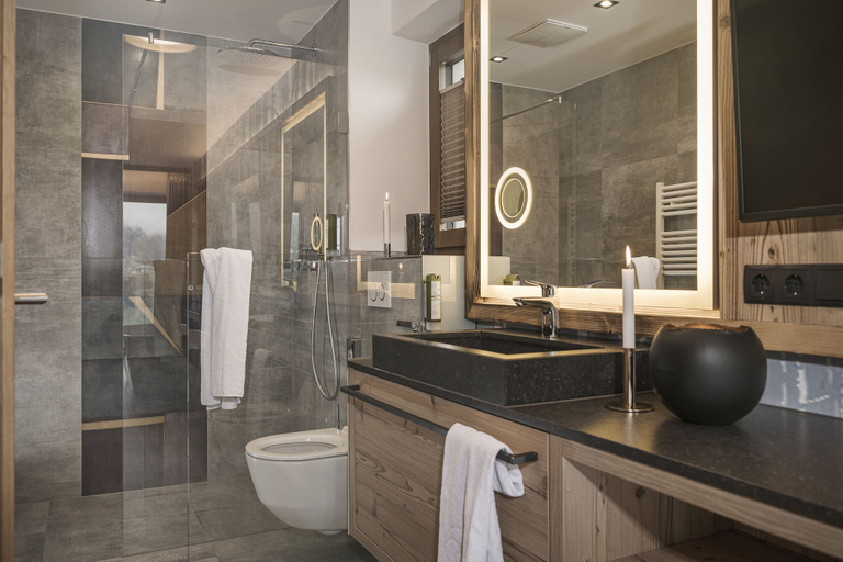 Bathroom 4, Chalets & Apartments Wachterhof, Schwaz
