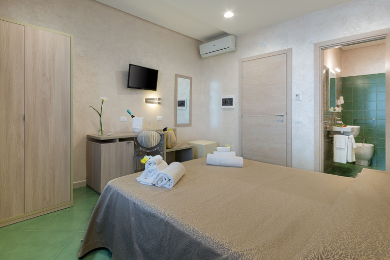 Bedroom 4, Hotel Biancolilla, Trapani
