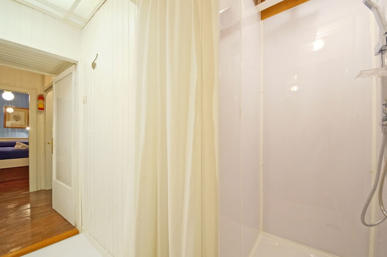 Bathroom 3, DolceVita Apartments N. 387, Venezia