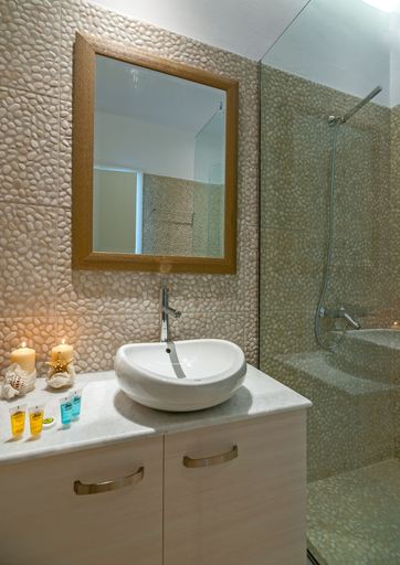 Bathroom 5, Cape Mykonos, South Aegean