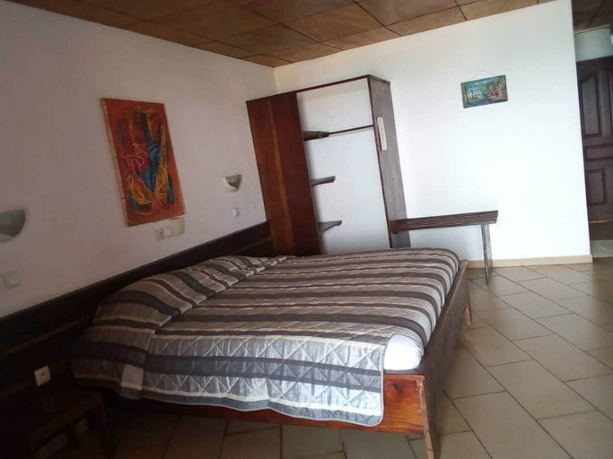 Bedroom 2, Gallé Niwa, Dakar