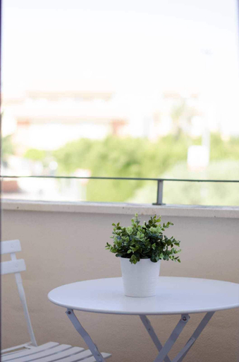 Others 4, Apartamentos Nisa, Sevilla