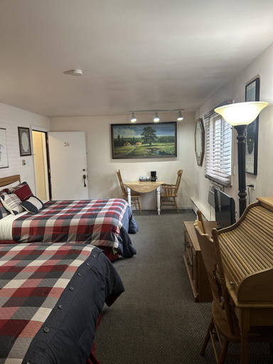 Bedroom 2, Columbine INN, Clear Creek