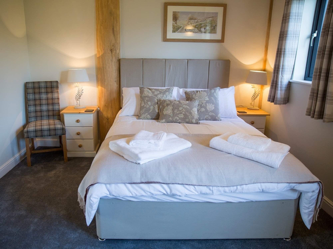 Bedroom 2, Braisty Woods - Hopes & Beams, North Yorkshire