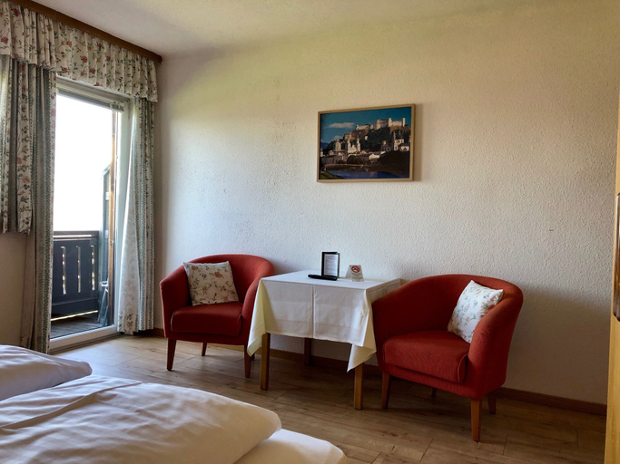 Bedroom 2, Hotel Schöne Aussicht, Salzburg