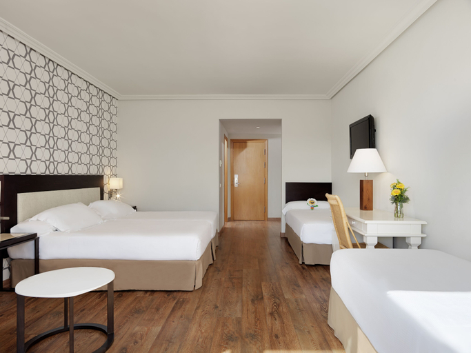 Bedroom 3, H10 Salauris Palace, Tarragona