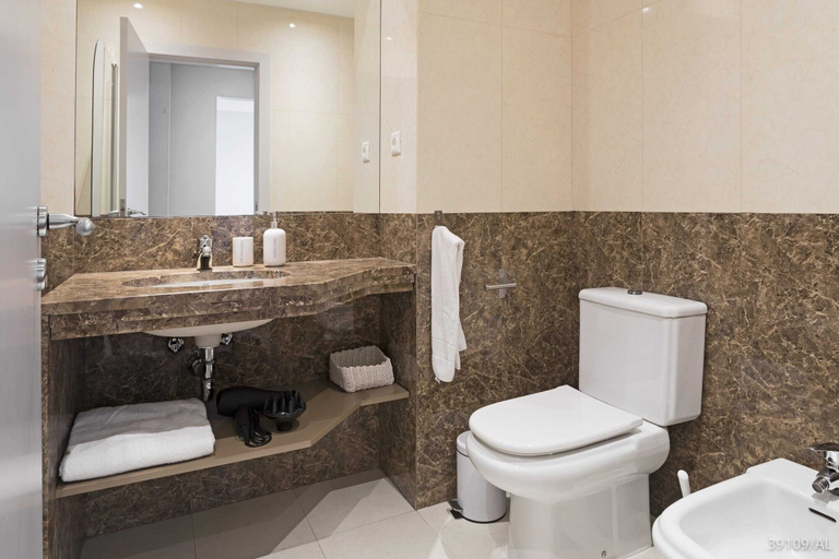 Bathroom 3, Santa Catarina I by An Island Apart, Funchal