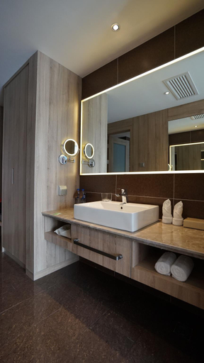Bathroom 4, Atour Hotel Tianjin Binhai The Second Street, Tianjin