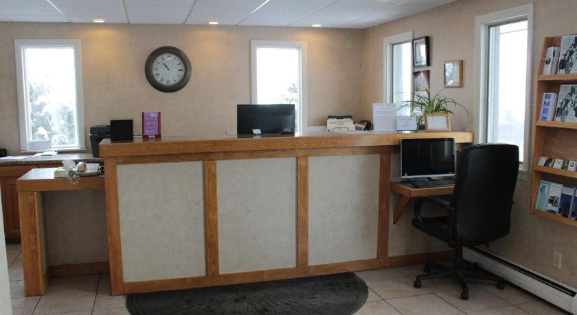 Public Area, Shiretown Inn & Suites, Aroostook
