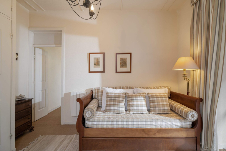 Bedroom 3, Family Vacations in the North, Casa dos Terços, São Vicente