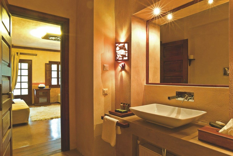 Bathroom 4, Katogi Averoff Hotel & Winery, Epirus