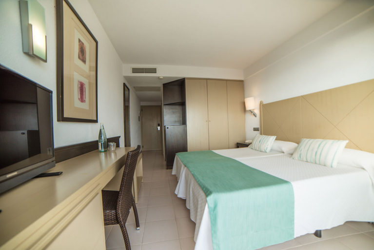 Bedroom 4, Blau Punta Reina, Baleares