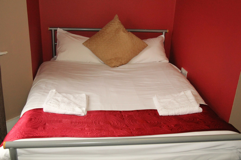 Bedroom 13