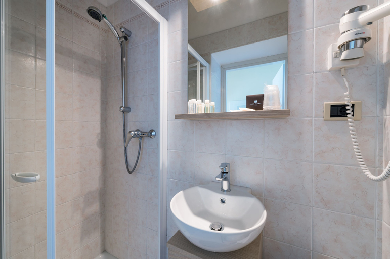 Bathroom 4, Hotel Villa Belvedere, Como