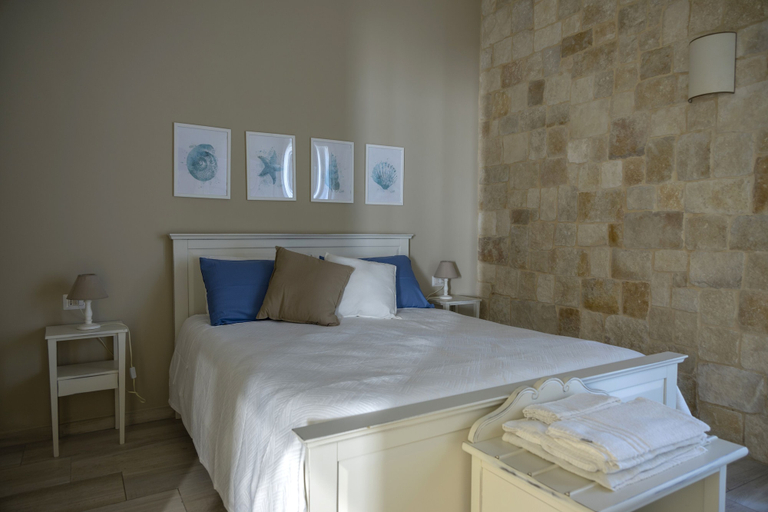 Bedroom 2, Torrelama Room Breakfast, Barletta-Andria-Trani