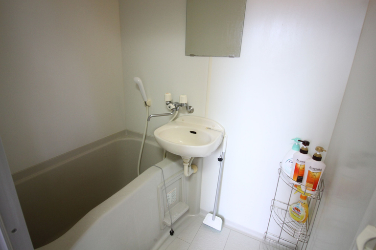 Bathroom 3, Tomarun Okinawa, Naha