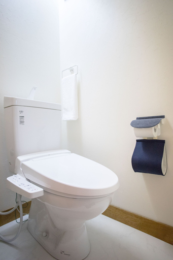 Bathroom 4, Nijojo Taiken Inn, Kyoto