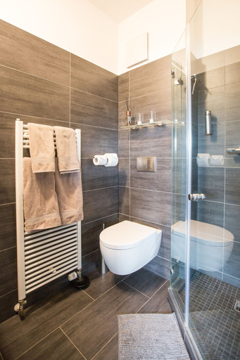 Bathroom 5, Hotel und Restaurant Fackelgarten, Ludwigslust-Parchim