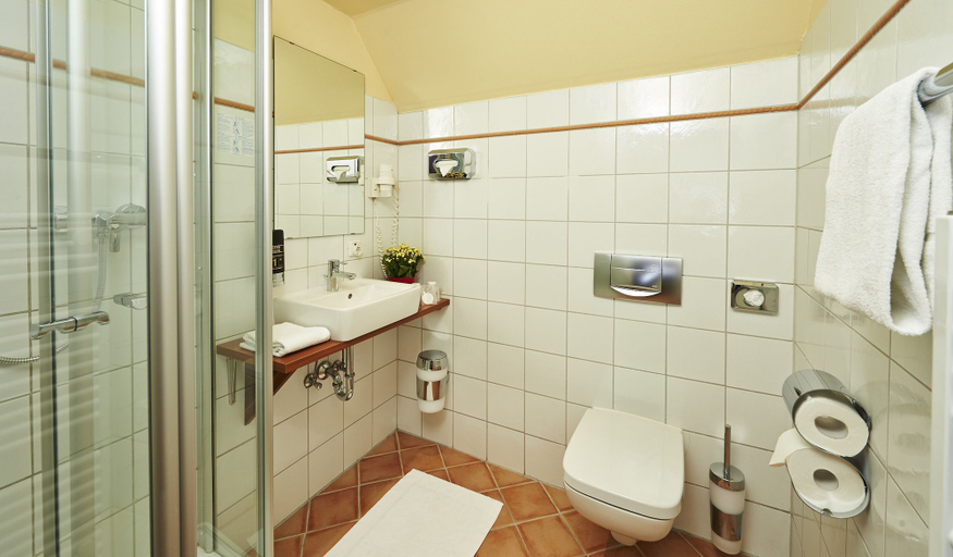 Bathroom 5, Hotel Elch, Nürnberg
