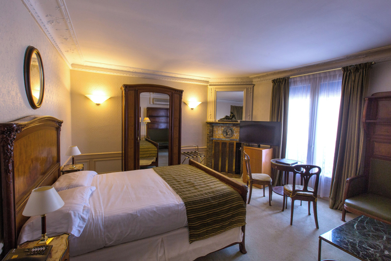 Bedroom 3, Hotel Langlois, Paris