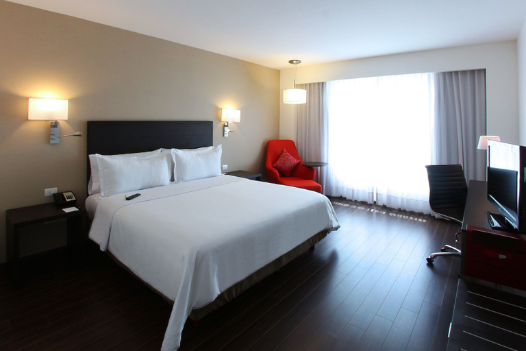 Bedroom 3, Fiesta Inn Cuautitlan, Tepotzotlán